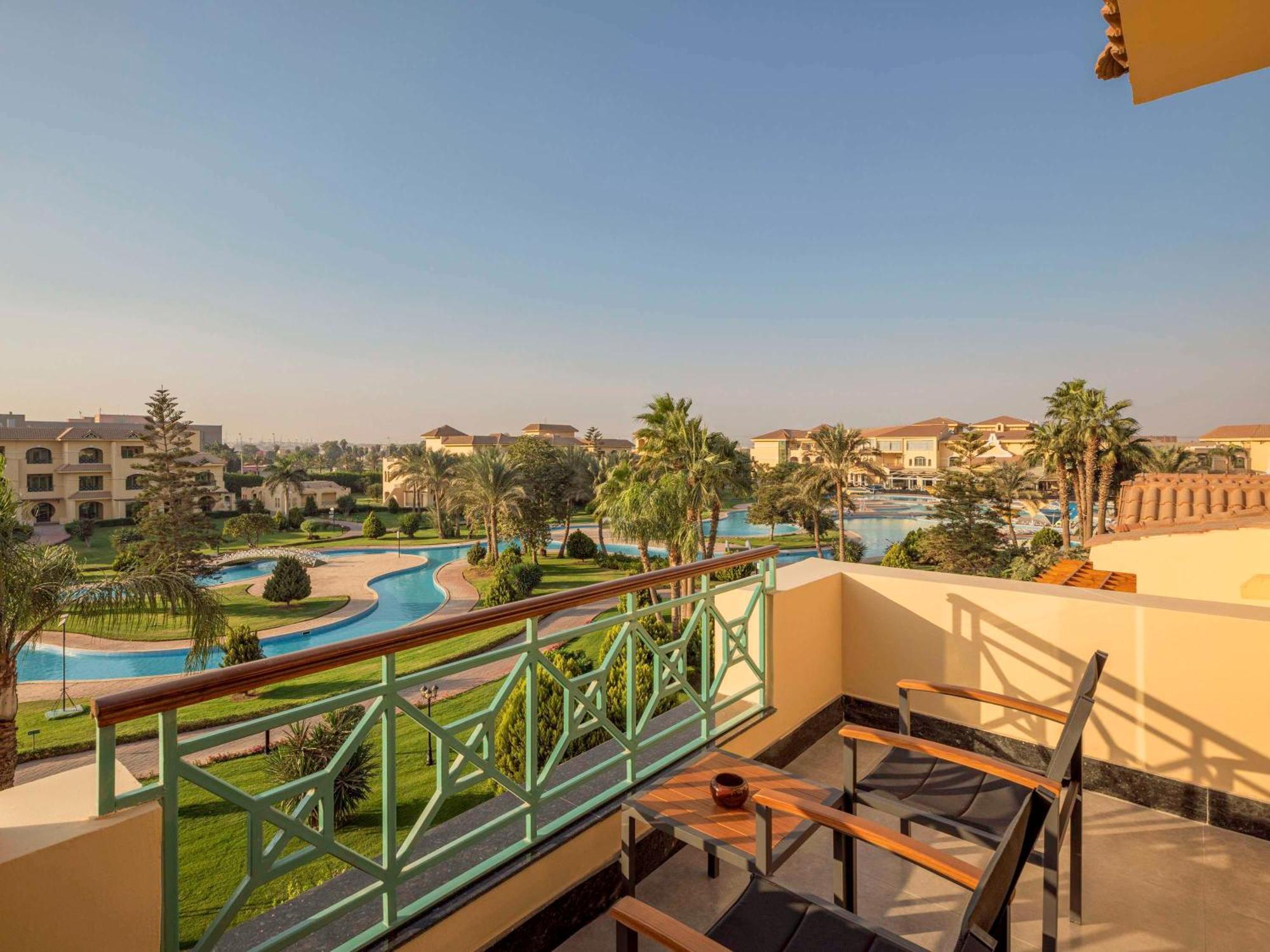Movenpick Hotel Cairo - Media City Giza Экстерьер фото